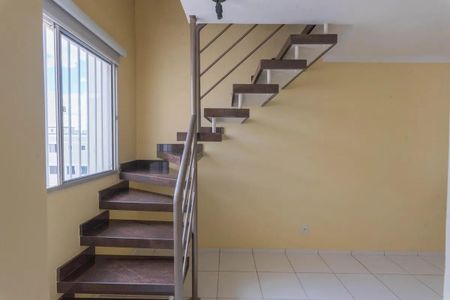Sala de apartamento para alugar com 2 quartos, 80m² em Vila Humaita, Santo André