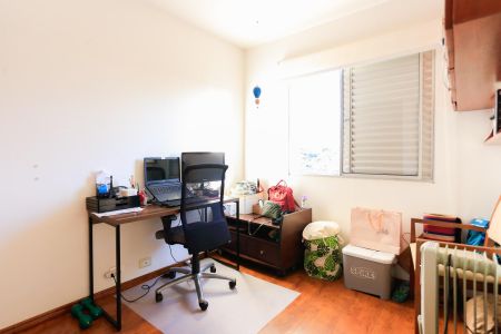 Apartamento à venda com 82m², 3 quartos e 1 vagaQuarto 2