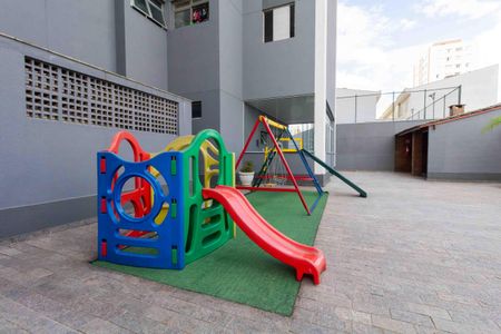 Apartamento à venda com 73m², 3 quartos e 1 vagaÁrea comum - Playground