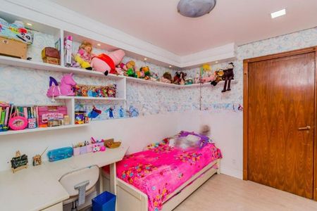 Apartamento à venda com 289m², 3 quartos e 2 vagasQuarto 2