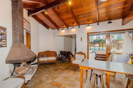 Apartamento à venda com 289m², 3 quartos e 2 vagasCobertura