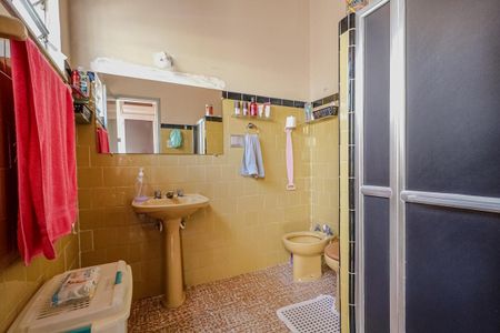 Casa à venda com 89m², 3 quartos e 2 vagas Casa à venda com 89m², 3 quartos e 2 vagasBanheiro