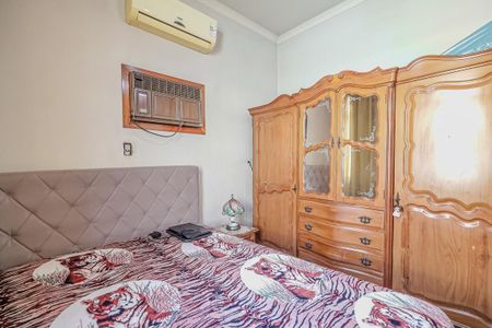 Casa à venda com 89m², 3 quartos e 2 vagas Casa à venda com 89m², 3 quartos e 2 vagasQuarto