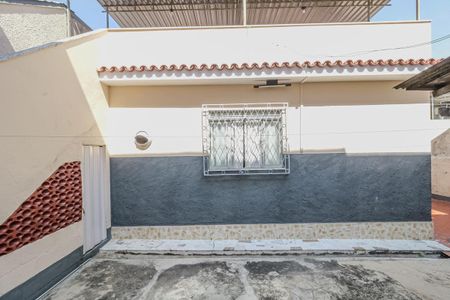 Casa à venda com 89m², 3 quartos e 2 vagas Casa à venda com 89m², 3 quartos e 2 vagasQuintal