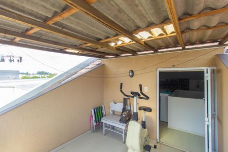 Casa à venda com 130m², 3 quartos e 2 vagas Casa à venda com 130m², 3 quartos e 2 vagasVaranda da Área de Lazer