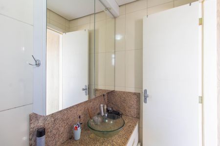 Casa à venda com 130m², 3 quartos e 2 vagas Casa à venda com 130m², 3 quartos e 2 vagasBanheiro da Suíte