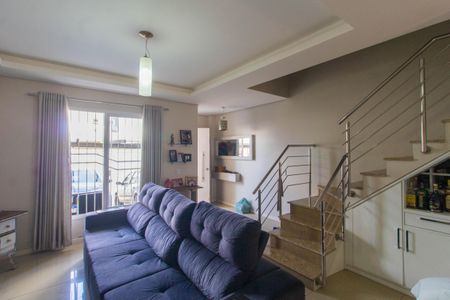 Casa à venda com 130m², 3 quartos e 2 vagas Casa à venda com 130m², 3 quartos e 2 vagasSala