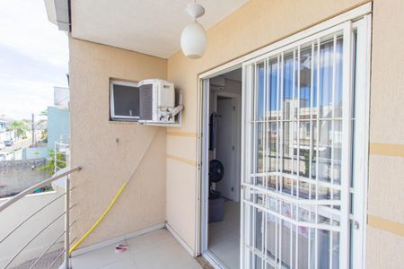 Casa à venda com 130m², 3 quartos e 2 vagas Casa à venda com 130m², 3 quartos e 2 vagasVaranda da Suíte