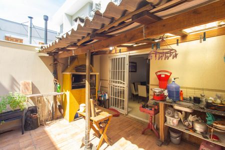 Casa à venda com 130m², 3 quartos e 2 vagas Casa à venda com 130m², 3 quartos e 2 vagasÁrea de Serviço