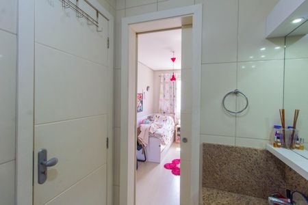 Casa à venda com 130m², 3 quartos e 2 vagas Casa à venda com 130m², 3 quartos e 2 vagasBanheiro