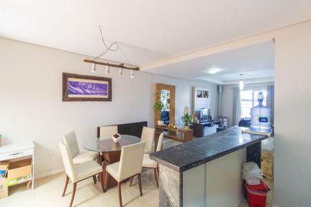 Casa à venda com 130m², 3 quartos e 2 vagas Casa à venda com 130m², 3 quartos e 2 vagasCozinha