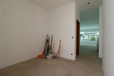 Casa à venda com 258m², 4 quartos e 4 vagasDespensa