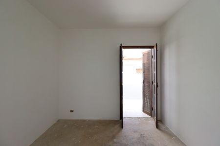 Casa à venda com 258m², 4 quartos e 4 vagasSuíte 2