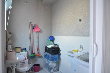 Apartamento à venda com 78m², 2 quartos e 1 vagaÁrea de Serviço