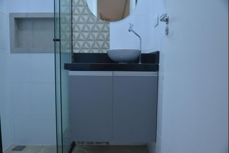 Apartamento para alugar com 75m², 2 quartos e 1 vagaBanheiro da Suíte