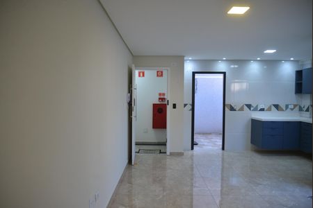 Apartamento para alugar com 75m², 2 quartos e 1 vagaSala