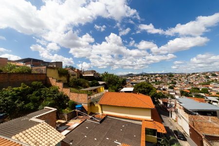 Casa à venda com 470m², 5 quartos e 4 vagasVista do terraço