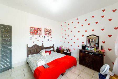 Casa à venda com 470m², 5 quartos e 4 vagasQuarto 2