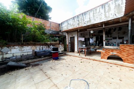 Casa à venda com 470m², 5 quartos e 4 vagasÁrea externa