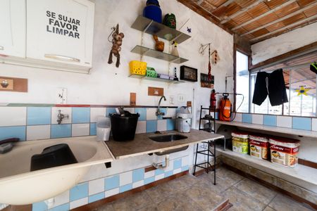 Casa à venda com 470m², 5 quartos e 4 vagasÁrea de Serviço externa