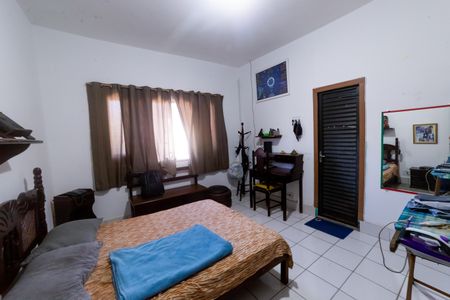 Casa à venda com 470m², 5 quartos e 4 vagasSuíte 1