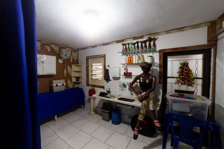 Casa à venda com 470m², 5 quartos e 4 vagasSala da garagem