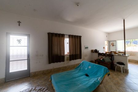 Casa à venda com 470m², 5 quartos e 4 vagasSala de TV