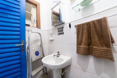 Casa à venda com 470m², 5 quartos e 4 vagasBanheiro escritório