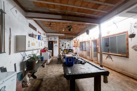 Casa à venda com 470m², 5 quartos e 4 vagasSala/ área de serviço