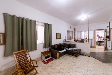 Casa à venda com 470m², 5 quartos e 4 vagasSala 1º andar