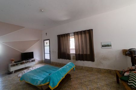 Casa à venda com 470m², 5 quartos e 4 vagasSala de TV