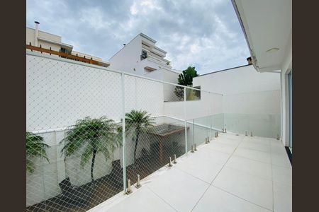 Casa de condomínio à venda com 325m², 4 quartos e 4 vagas Casa de condomínio à venda com 325m², 4 quartos e 4 vagasFoto 27