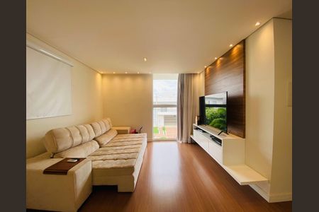 Casa de condomínio à venda com 325m², 4 quartos e 4 vagas Casa de condomínio à venda com 325m², 4 quartos e 4 vagasFoto 01