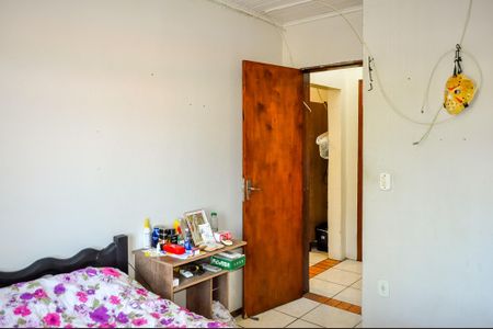 Casa à venda com 174m², 2 quartos e 2 vagas Casa à venda com 174m², 2 quartos e 2 vagasQuarto