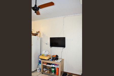 Casa à venda com 174m², 2 quartos e 2 vagas Casa à venda com 174m², 2 quartos e 2 vagasSala