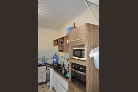 Casa à venda com 174m², 2 quartos e 2 vagas Casa à venda com 174m², 2 quartos e 2 vagasCozinha