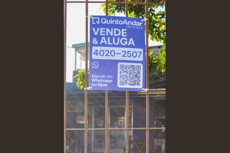 Casa à venda com 174m², 2 quartos e 2 vagas Casa à venda com 174m², 2 quartos e 2 vagasPlaquinha