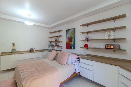 Casa à venda com 302m², 4 quartos e 3 vagas Casa à venda com 302m², 4 quartos e 3 vagasSuíte 2