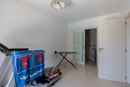 Casa à venda com 302m², 4 quartos e 3 vagas Casa à venda com 302m², 4 quartos e 3 vagasSuite 1