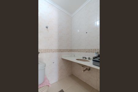 Casa à venda com 302m², 4 quartos e 3 vagas Casa à venda com 302m², 4 quartos e 3 vagasBanheiro da Suíte 1