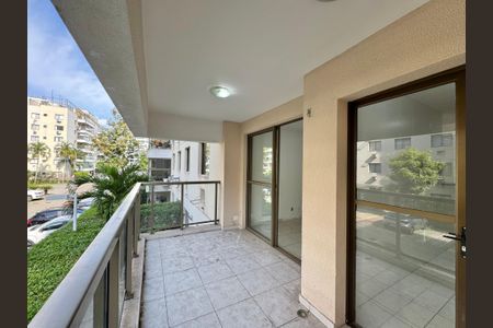 Apartamento à venda com 60m², 2 quartos e 1 vagaVaranda