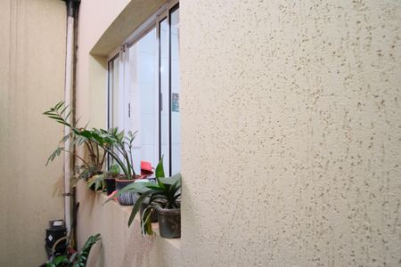 Casa de condomínio à venda com 70m², 2 quartos e 1 vagaÁrea de Serviço