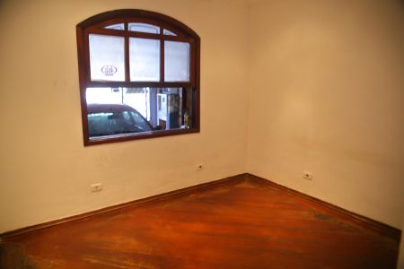 Casa à venda com 173m², 3 quartos e 2 vagasSuíte