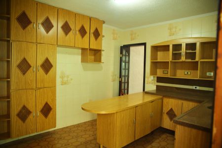 Casa à venda com 173m², 3 quartos e 2 vagasCozinha - Armários