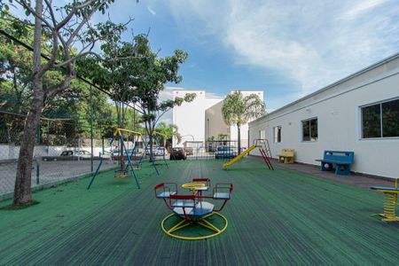 Apartamento para alugar com 56m², 2 quartos e 1 vaga Apartamento para alugar com 56m², 2 quartos e 1 vagaÁrea comum - Playground