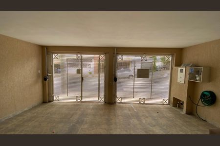 Casa à venda com 230m², 3 quartos e 3 vagasGaragem