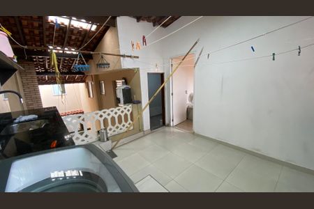 Casa à venda com 230m², 3 quartos e 3 vagasÁrea de Serviço