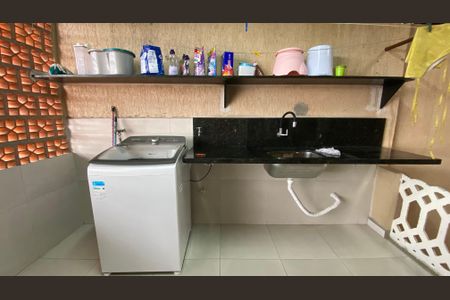 Casa à venda com 230m², 3 quartos e 3 vagasÁrea de Serviço