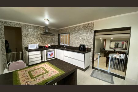 Casa à venda com 230m², 3 quartos e 3 vagasCozinha