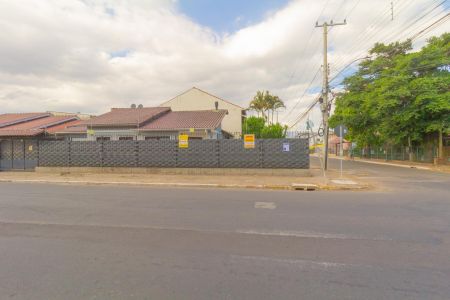 Casa à venda com 104m², 3 quartos e 3 vagasFachada/Vista da Rua